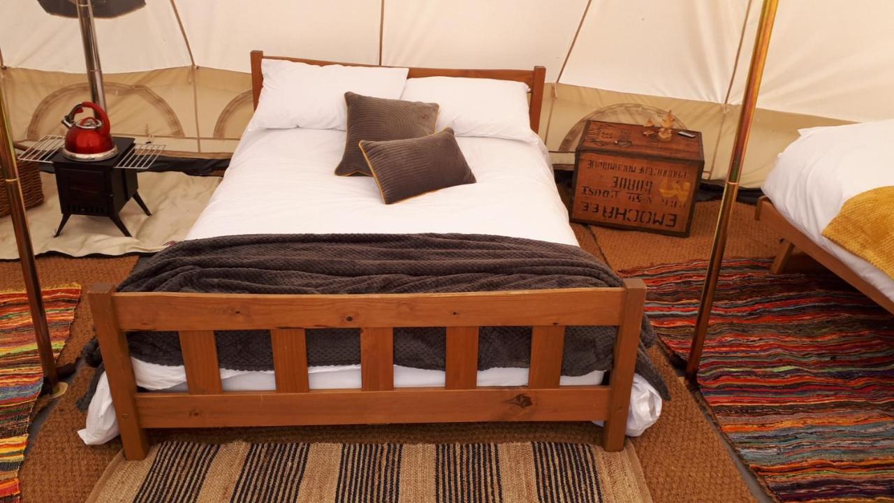 6M Emperor Tent Near Whitby With Log Burner Liverton 外观 照片