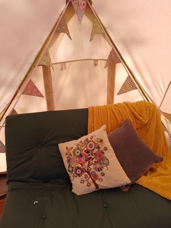 6M Emperor Tent Near Whitby With Log Burner Liverton 外观 照片